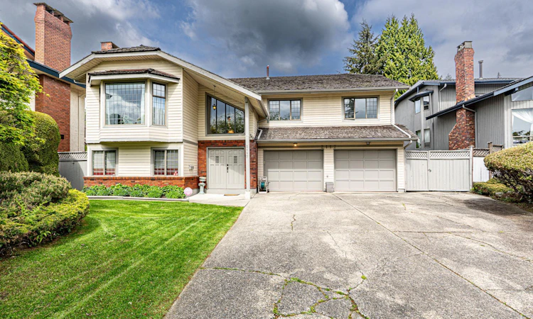 2117 Knightswood Place