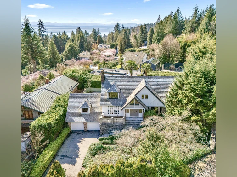 3047 Spencer Close, West Vancouver, BC, V7V 4R8 - 38