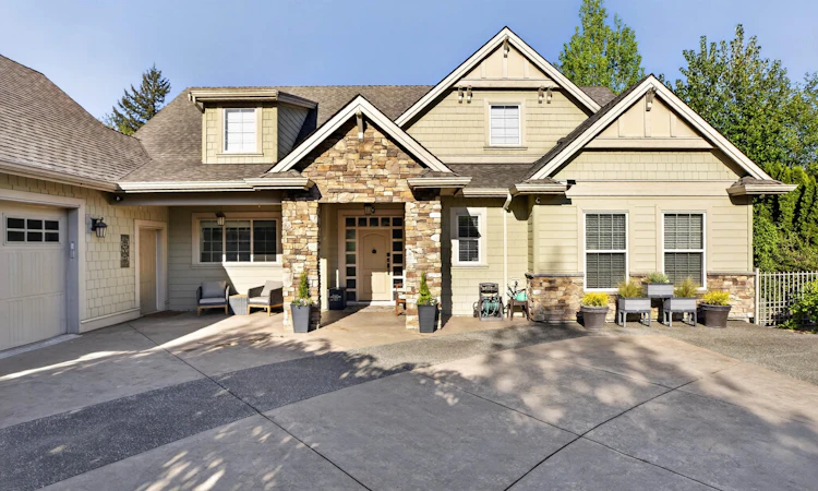 8768 Jones Terrace