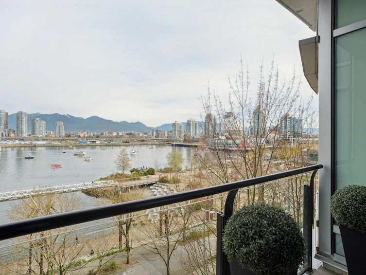 501-138 Athletes Way, Vancouver, BC, V5Y 0B5 - 31