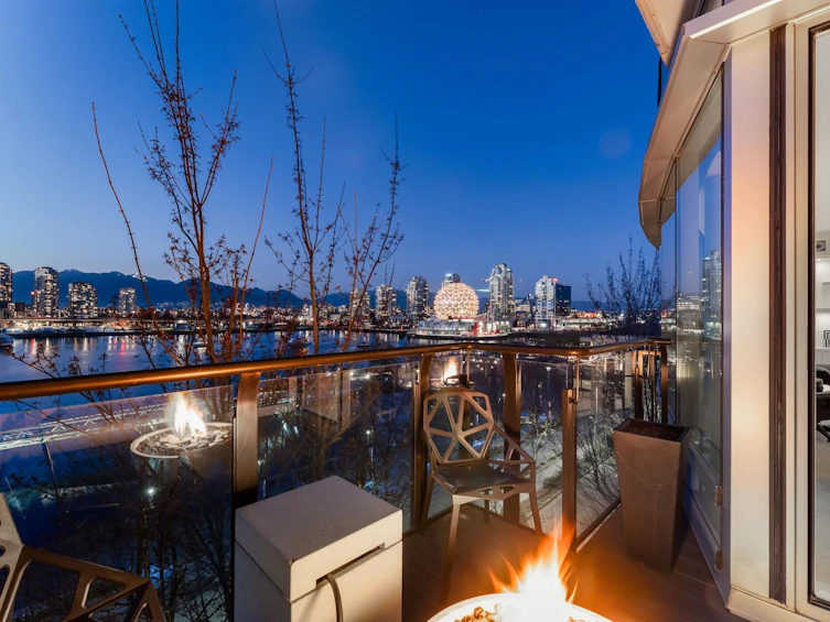 501-138 Athletes Way, Vancouver, BC, V5Y 0B5 - 38