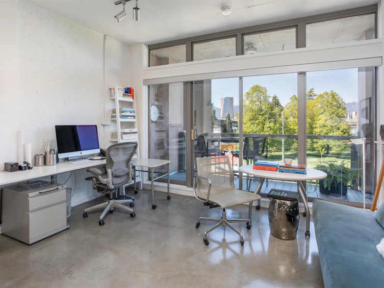 208-1529 W 6th Avenue, Vancouver, BC, V6J 1R1 - 11