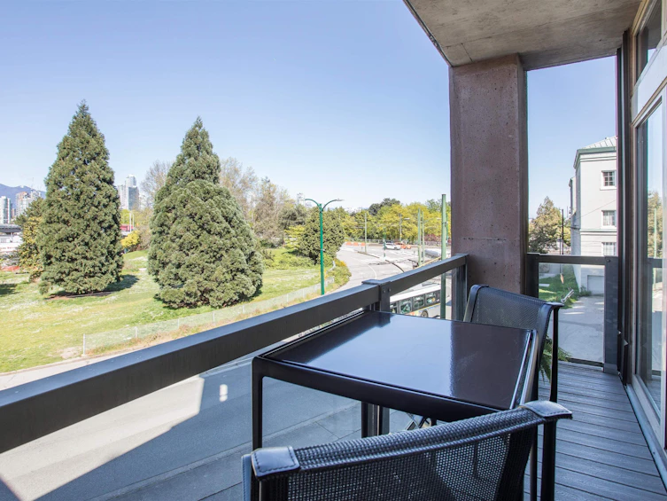 208-1529 W 6th Avenue, Vancouver, BC, V6J 1R1 - 6