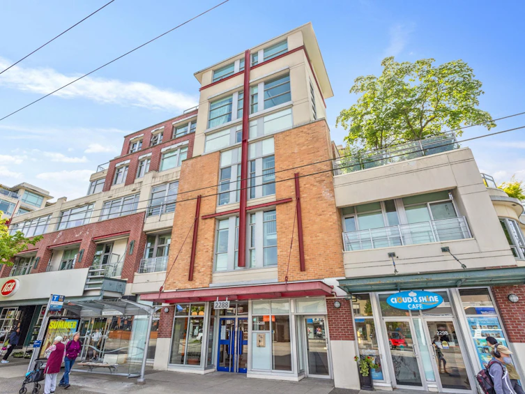 207-2288 W Broadway, Vancouver, BC, V6K 0B3 - 17