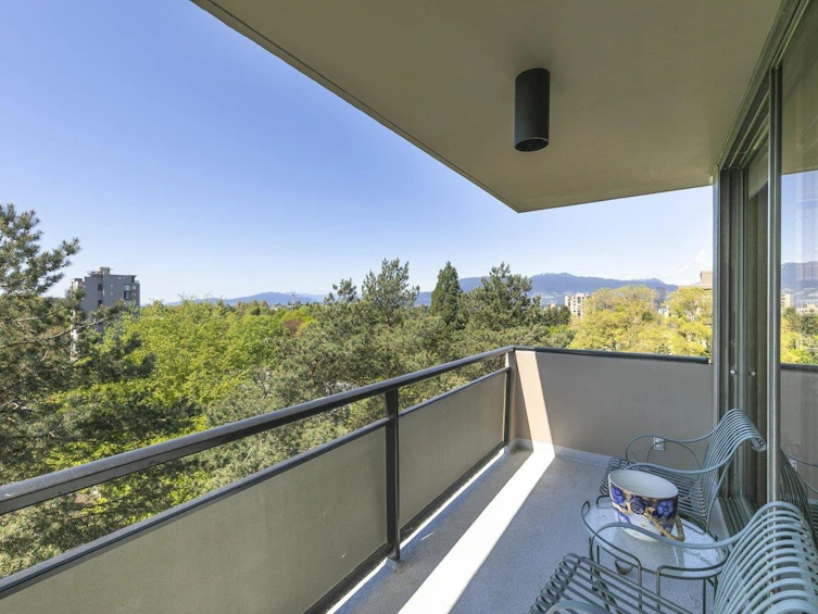 900-1685 W 14th Avenue, Vancouver, BC, V6J 2J3 - 7