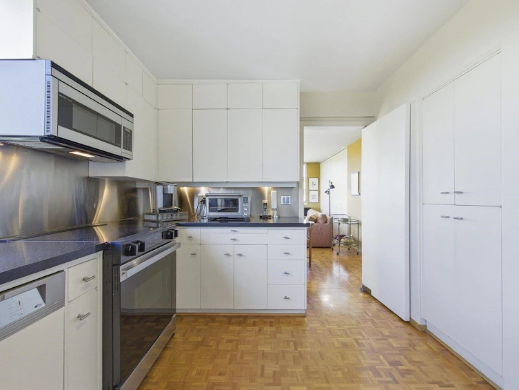 900-1685 W 14th Avenue, Vancouver, BC, V6J 2J3 - 13