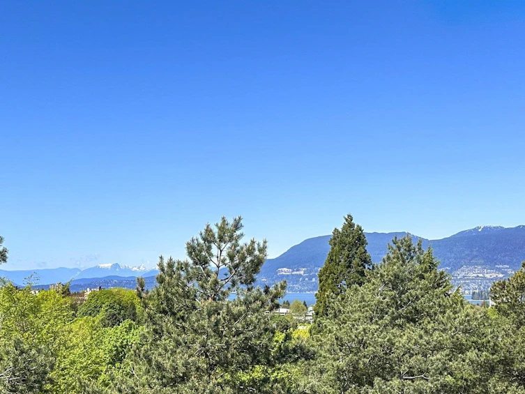 900-1685 W 14th Avenue, Vancouver, BC, V6J 2J3 - 9