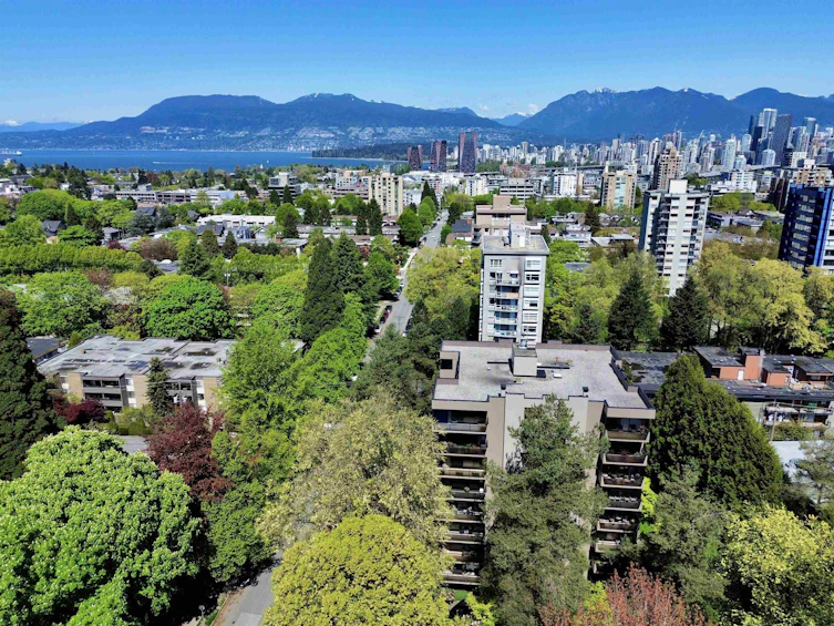 900-1685 W 14th Avenue, Vancouver, BC, V6J 2J3