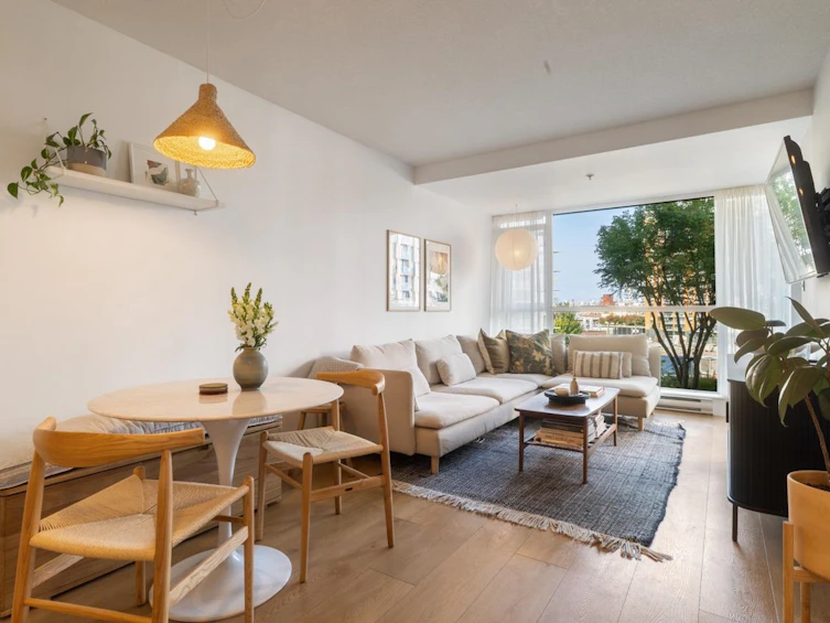 404-2770 Sophia Street, Vancouver, BC, V5T 0A4