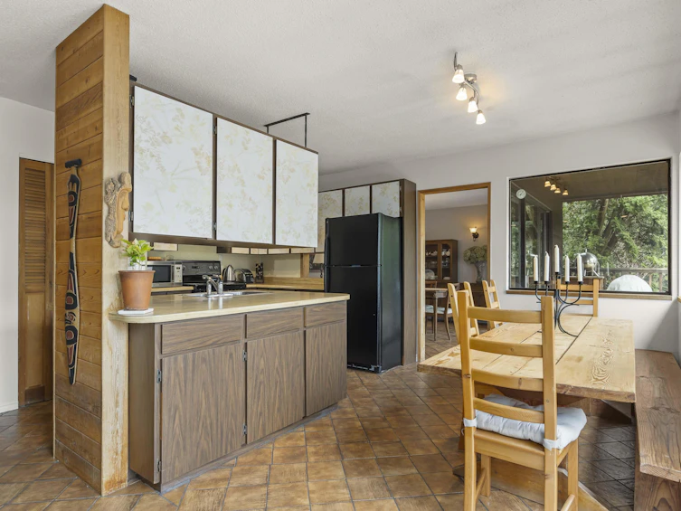 3956 W 38th Avenue, Vancouver, BC, V6N 2Y6 - 8