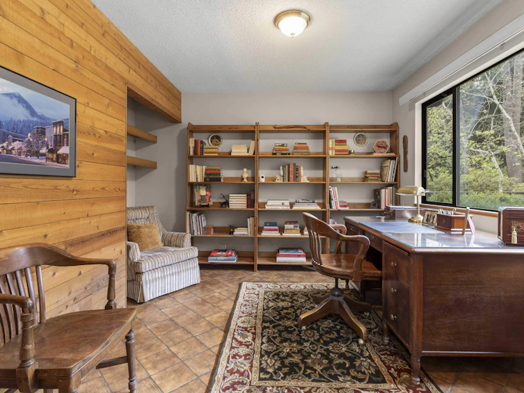 3956 W 38th Avenue, Vancouver, BC, V6N 2Y6 - 4