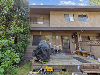 6884 Bromley Court - 2