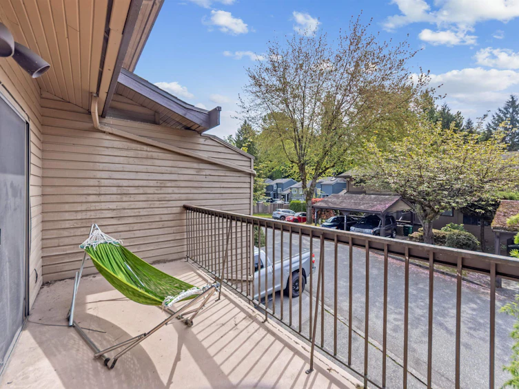 6884 Bromley Court, Burnaby, BC, V5B 4R4 - 16