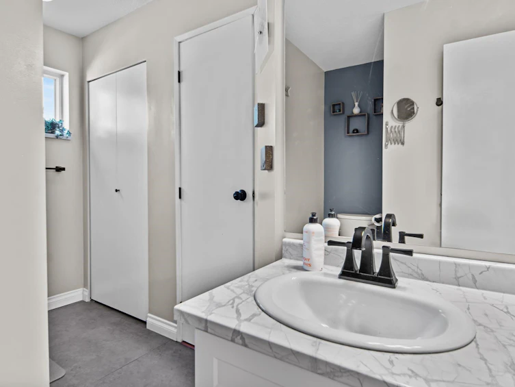20-45435 Knight Road, Chilliwack, BC, V2R 3E8 - 27