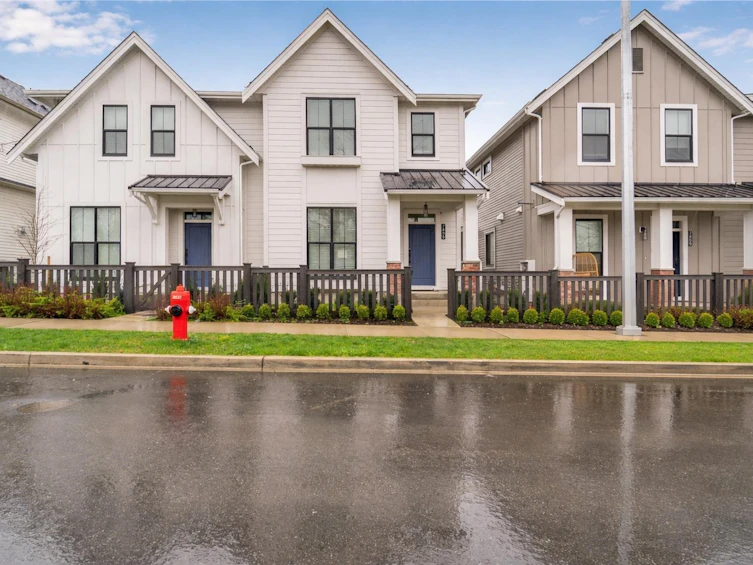 7495 197 Street, Langley, BC, V2Y 3T2