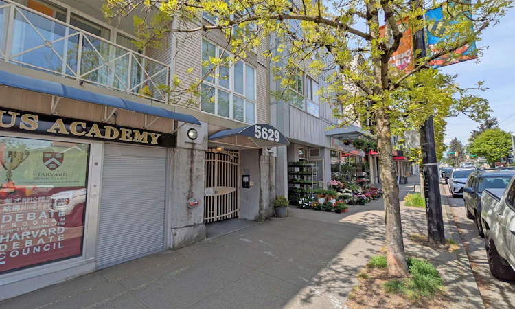 202-5629 Dunbar Street