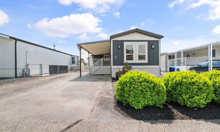 39-9055 Ashwell Road