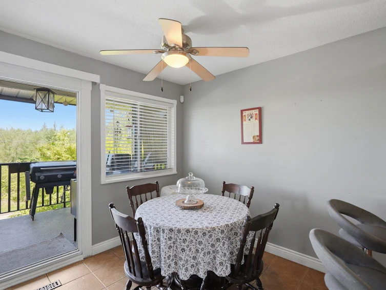 10849 Magnolia Court, Delta, BC, V4E 3L6 - 6