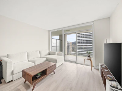 2101-602 Como Lake Avenue - 4