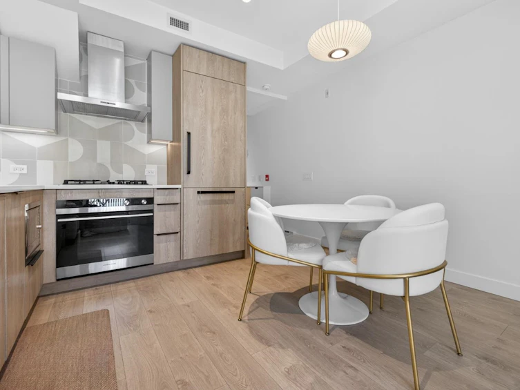 216-322 E 15th Avenue, Vancouver, BC, V5T 0K5 - 6