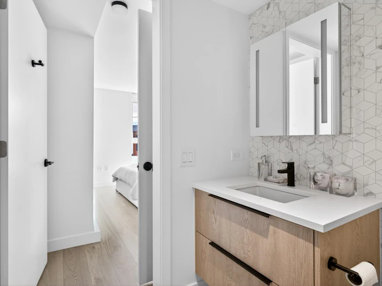 216-322 E 15th Avenue, Vancouver, BC, V5T 0K5 - 21