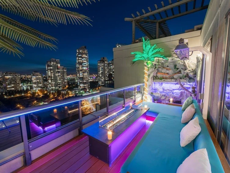 19A-199 Drake Street, Vancouver, BC, V6Z 2T9 - 19