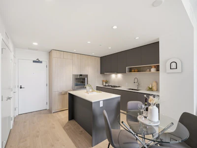 804-6200 Minoru Boulevard - 2