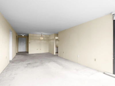 606-6631 Minoru Boulevard - 4