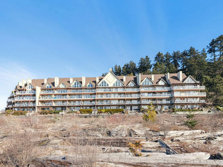 210-1120 Tsatsu Shores Drive, Delta, BC, V4M 4G3 - 2