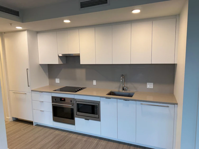 502-13675 107a Street, Surrey, BC, V3T 0X2 - 11
