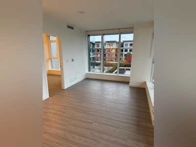 502-13675 107a Street - 4