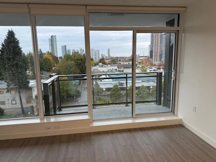 502-13675 107a Street, Surrey, BC, V3T 0X2 - 13