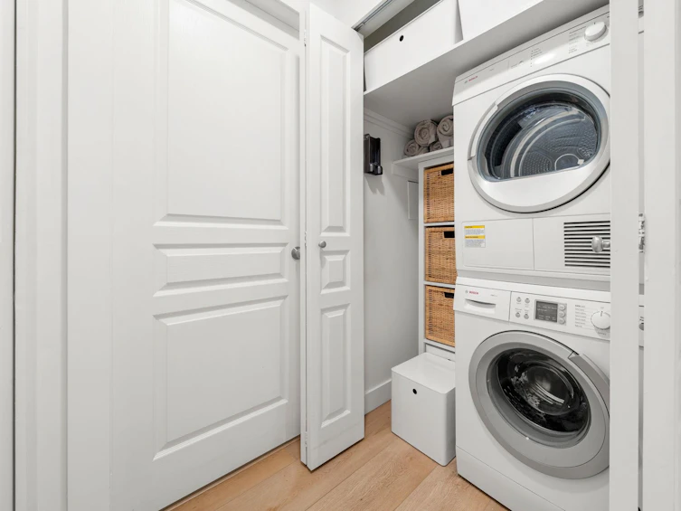 301-333 E 1st Street, North Vancouver, BC, V7L 4W9 - 26