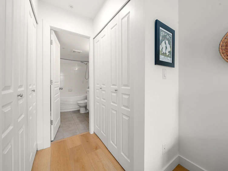 301-333 E 1st Street, North Vancouver, BC, V7L 4W9 - 19
