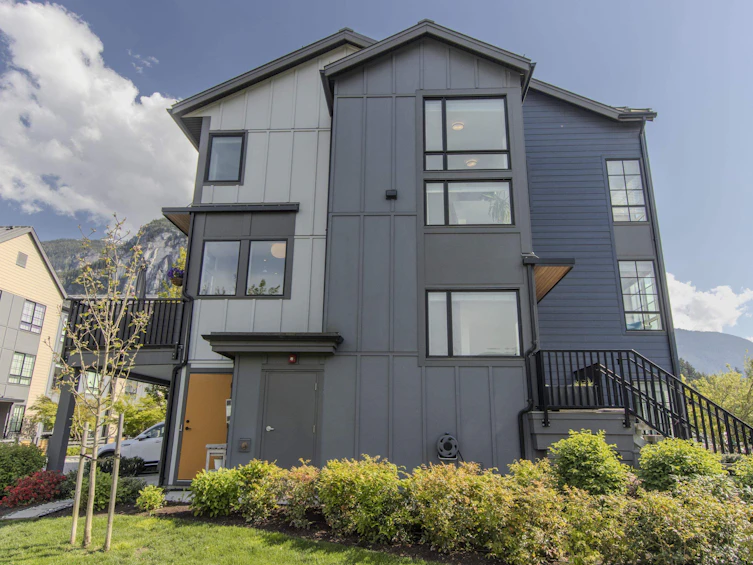 38015 Helm Way, Squamish, BC, V8B 2A1 - 4