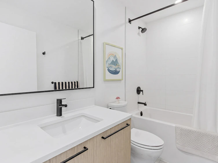 38015 Helm Way, Squamish, BC, V8B 2A1 - 30