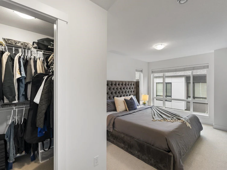79-16433 19 Avenue, Surrey, BC, V3Z 0Z1 - 16