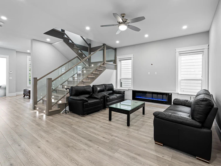 7133 206 Street, Langley, BC, V2Y 3J9 - 7