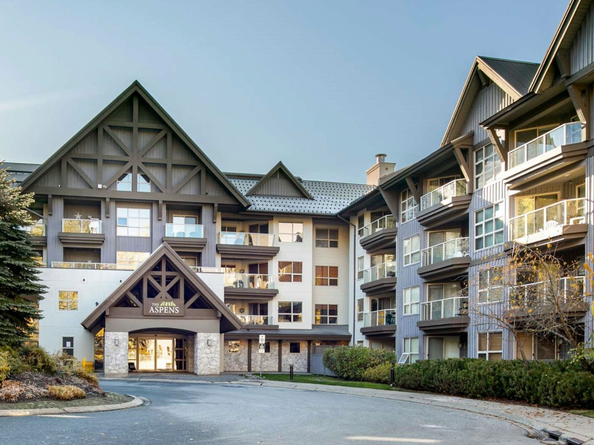416-4800 Spearhead Drive, Whistler, BC, V8E 1G1