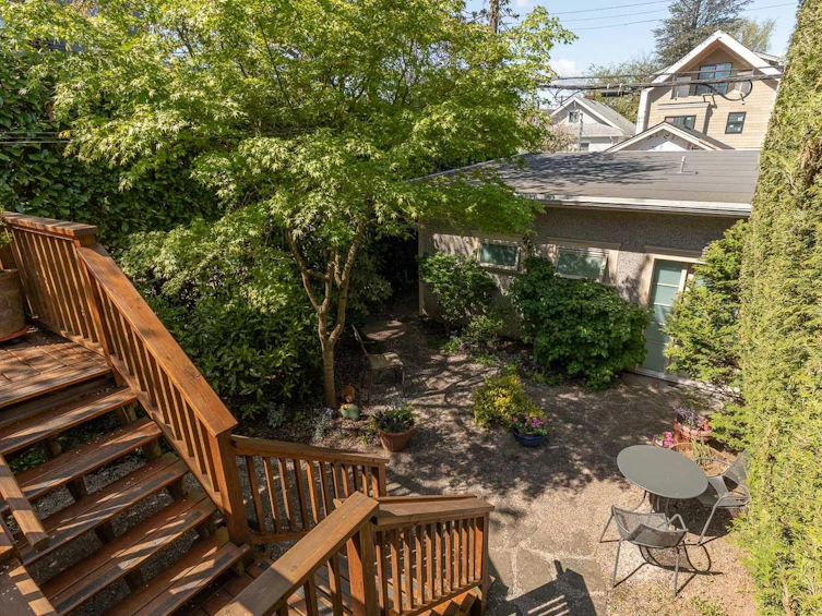 237 E 24th Avenue, Vancouver, BC, V5V 1Z7 - 25