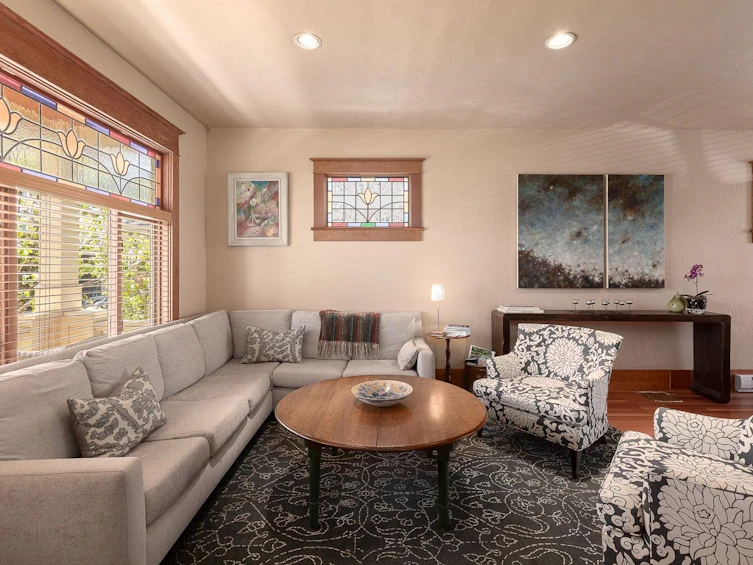 237 E 24th Avenue, Vancouver, BC, V5V 1Z7 - 4