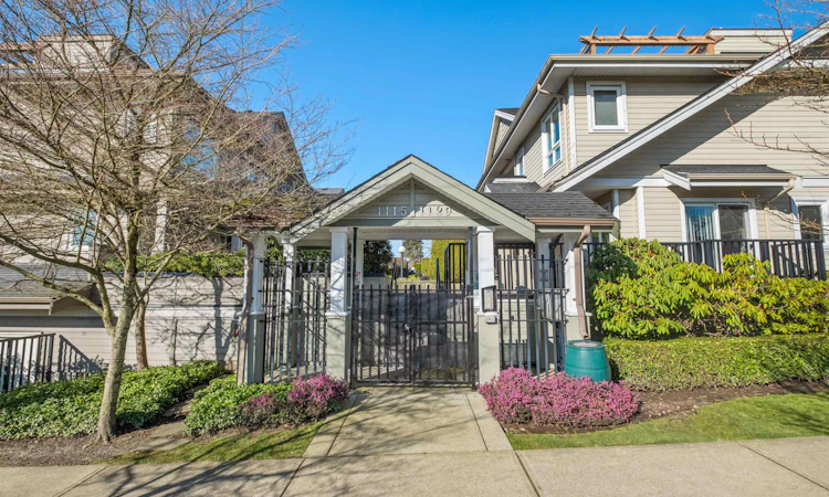 1127 St. Andrews Avenue