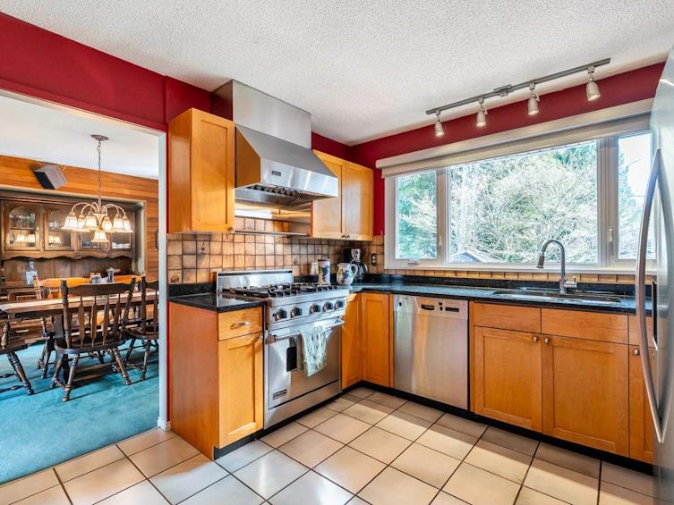 908 Stanton Avenue, Coquitlam, BC, V3J 4V2 - 16