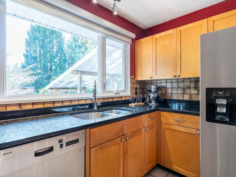 908 Stanton Avenue, Coquitlam, BC, V3J 4V2 - 14