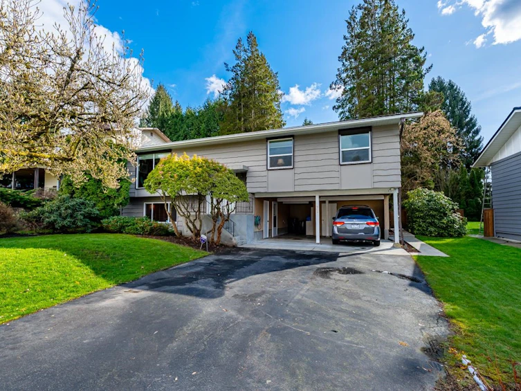 908 Stanton Avenue, Coquitlam, BC, V3J 4V2 - 2