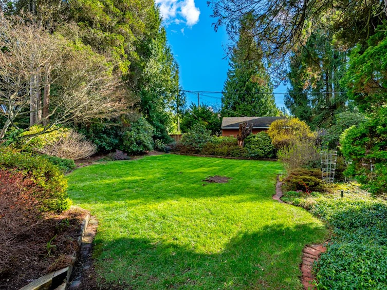 908 Stanton Avenue, Coquitlam, BC, V3J 4V2 - 4