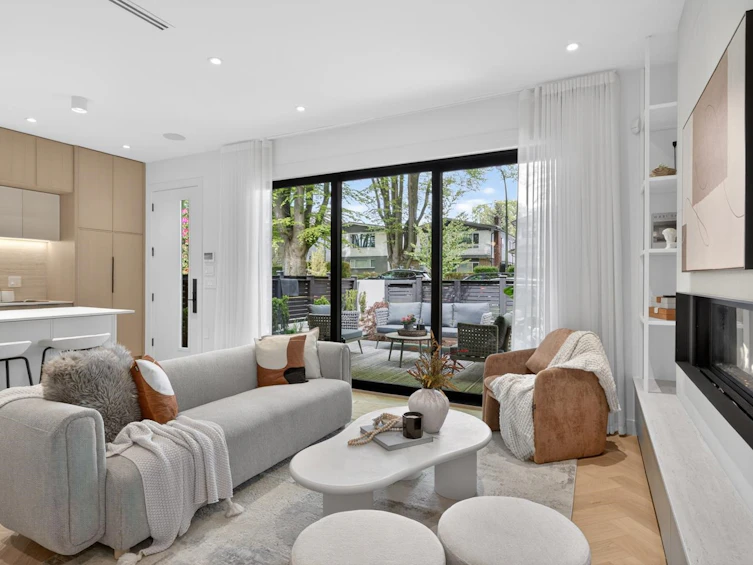 1-58 E 40th Avenue, Vancouver, BC, V5W 1L4 - 7