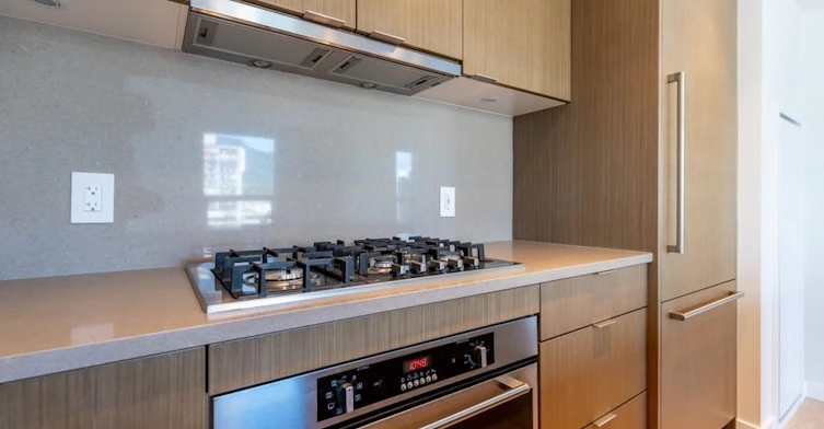 709-125 E 14 Street, North Vancouver, BC, V7L 0E6 - 16