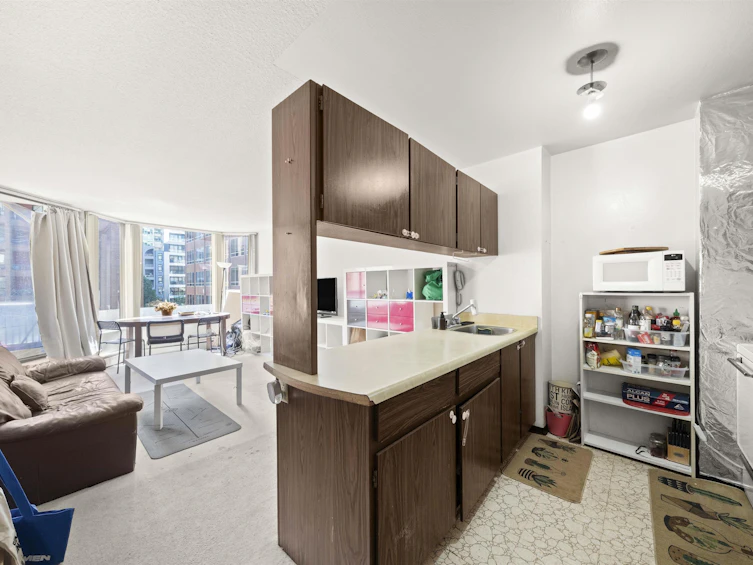 313-1330 Burrard Street, Vancouver, BC, V6Z 2B8 - 12
