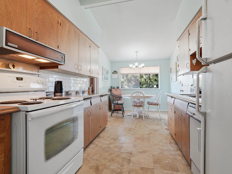 9791 Berry Road, Richmond, BC, V7A 2M9 - 12